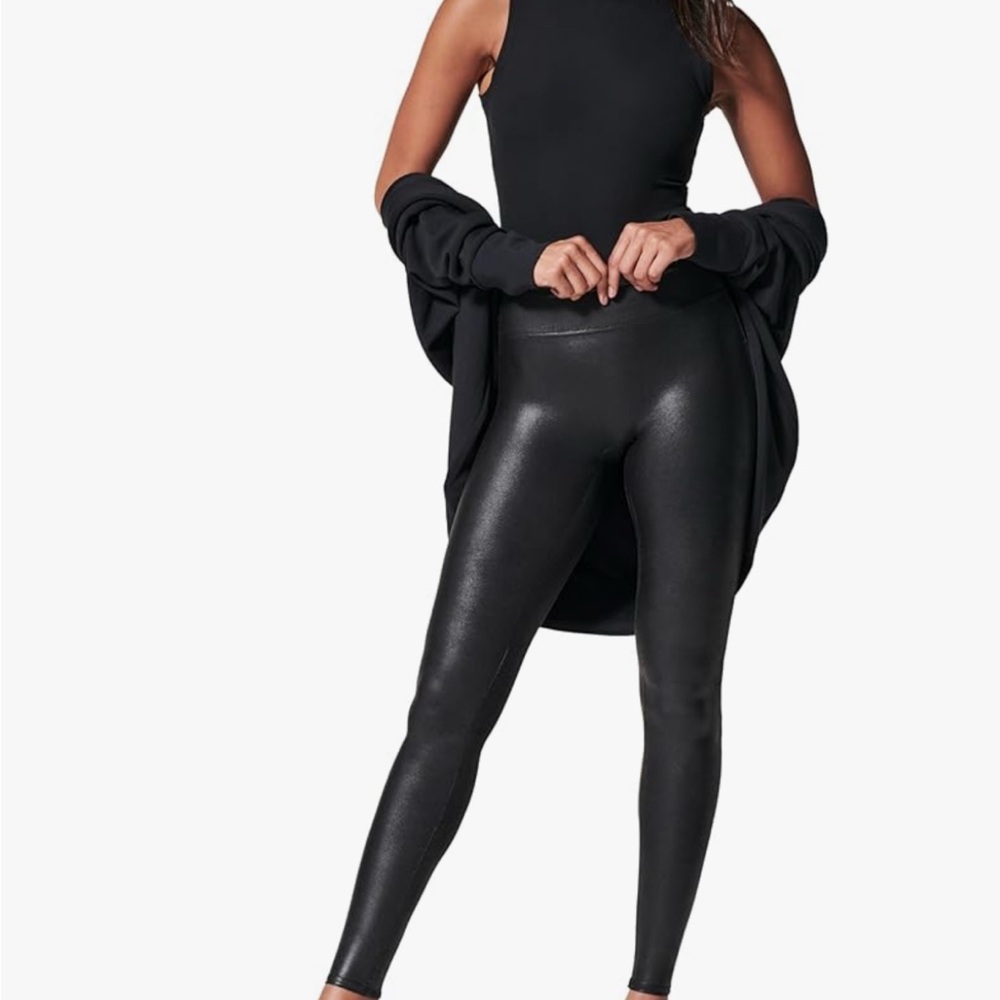 Spanx faux leather leggings M good cond